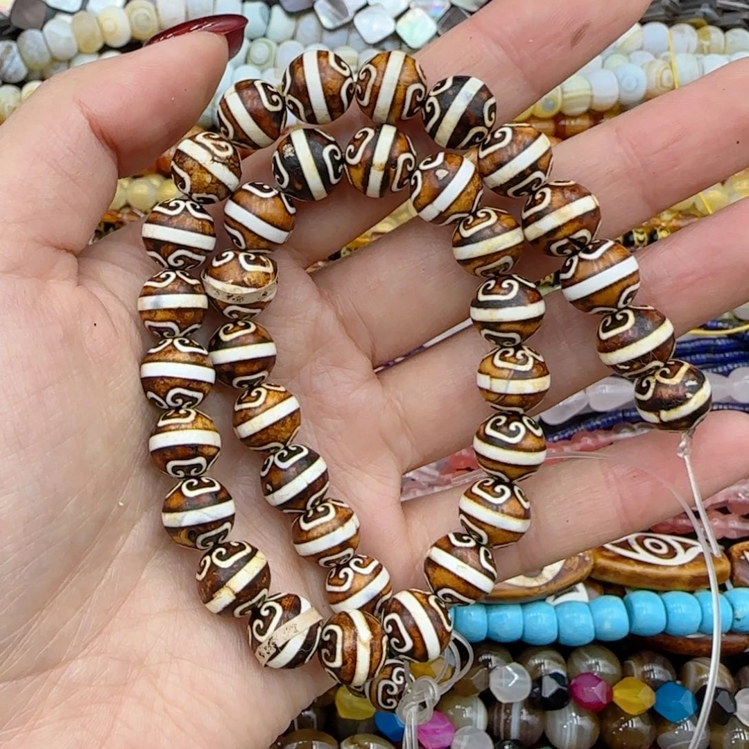 玛瑙/玉髓珠宝半成品未镶嵌老料玛瑙回纹珠一条卡十