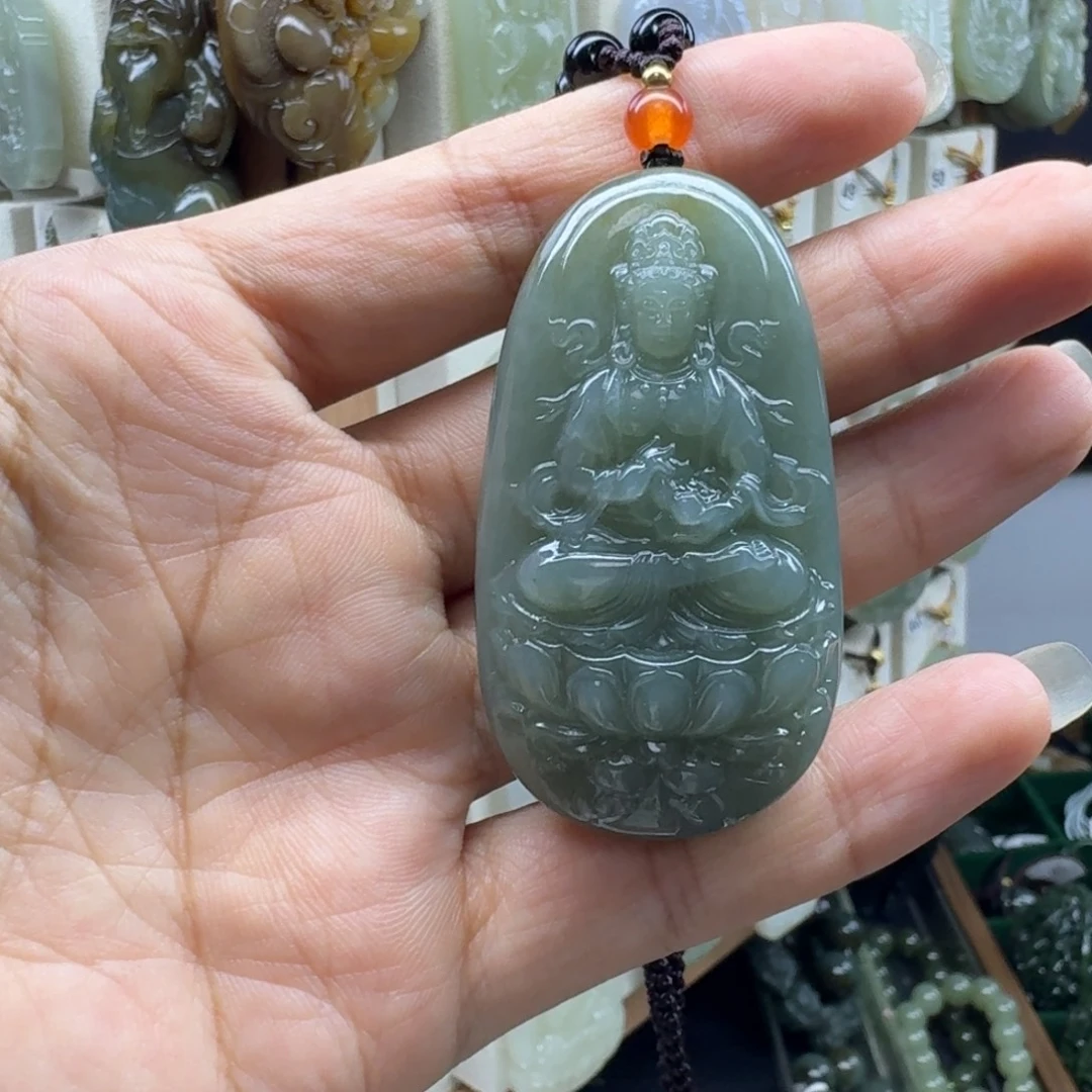 用***2颈饰未镶嵌和田玉