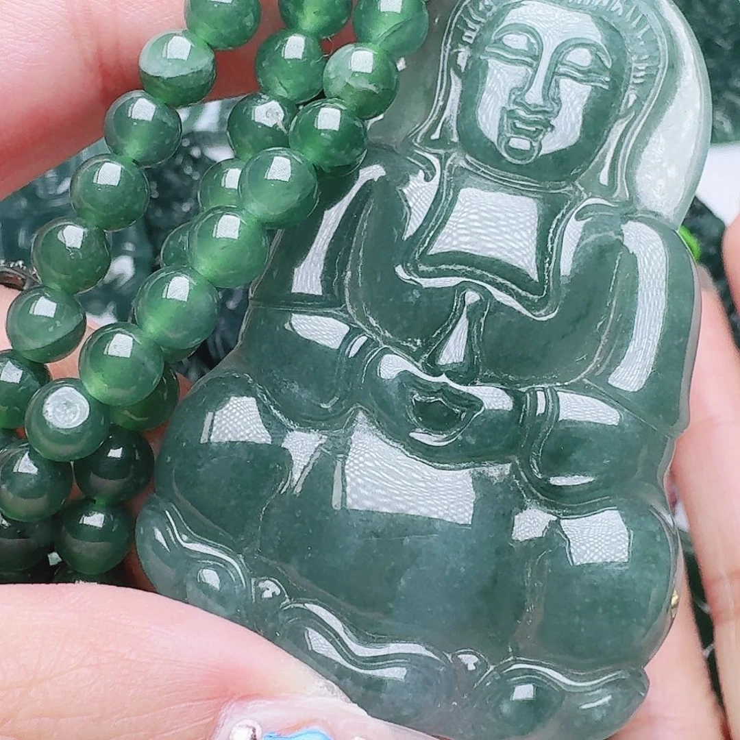 翡翠未镶嵌颈饰111