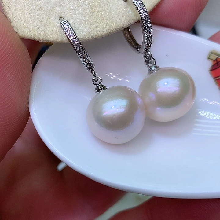 银S925镶嵌耳饰淡水珍珠