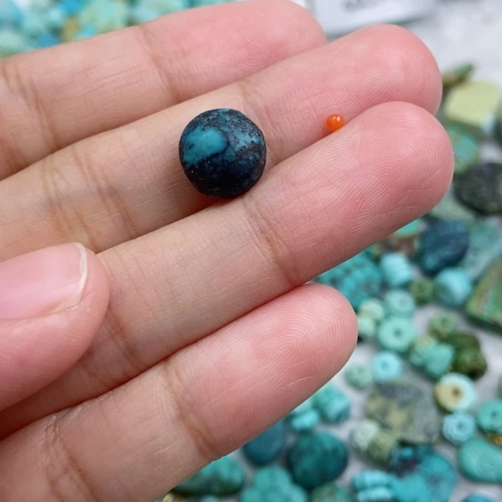 南红玛瑙未镶嵌珠宝奇石