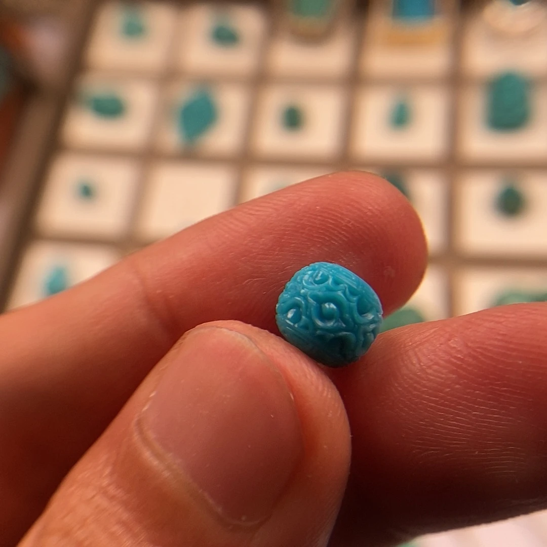 绿松石发饰未镶嵌画****骨