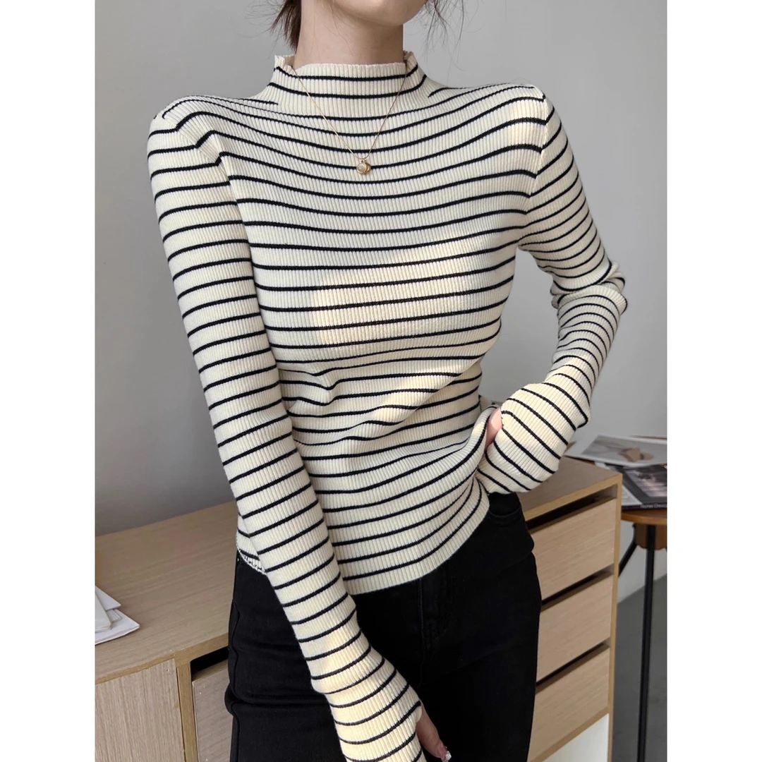 条纹半高领针织打底衫女2025新款秋季高级感时尚撞色内搭长袖上衣