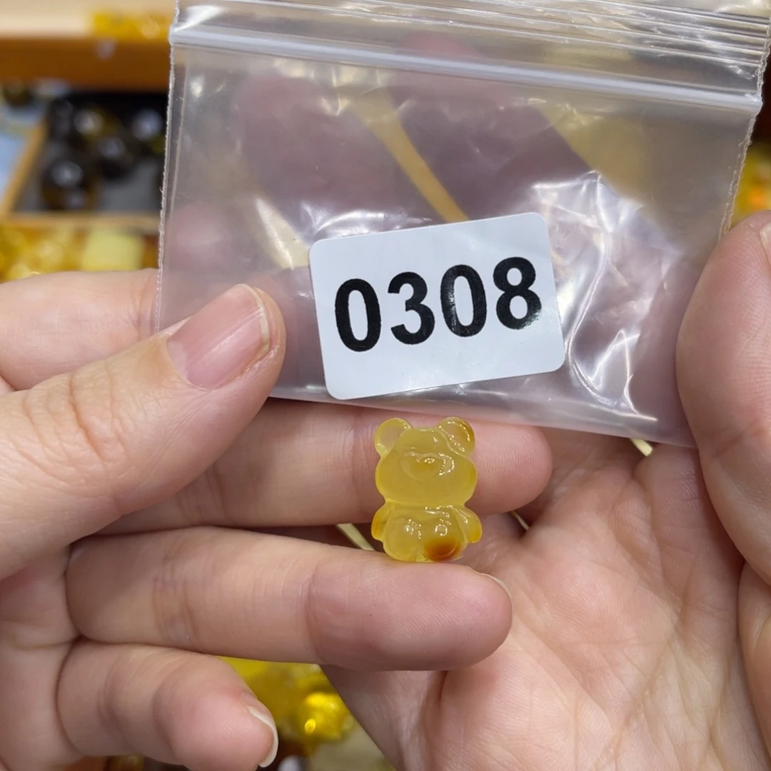 琥珀珠宝奇石未镶嵌