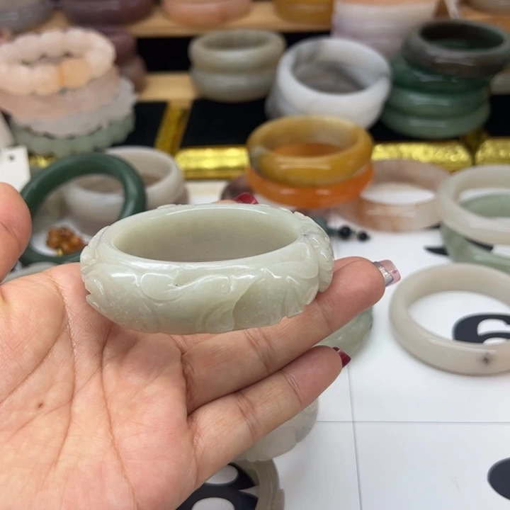 石英岩玉合金手镯