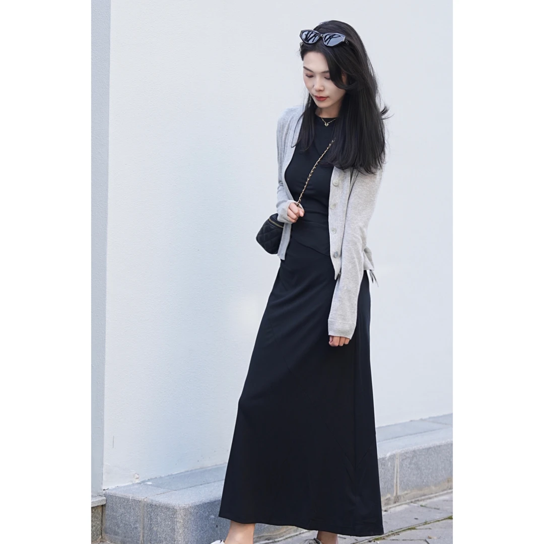 AMASS/阿玛施新款女装质感显瘦圆领气质纯色无袖连衣裙 5500454