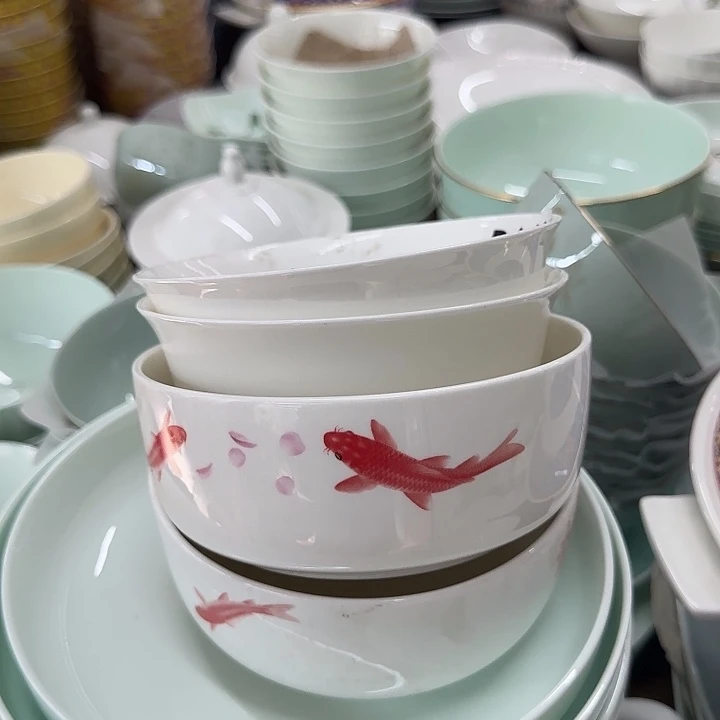 懂***你45%以上骨粉骨瓷两个五点五保鲜碗四个五金钟