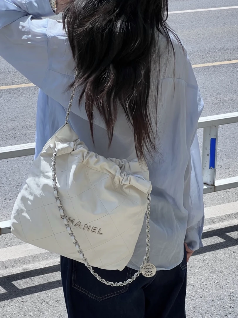 95新 Chanel/香奈儿 白银垃圾袋小号22bag 芯片款