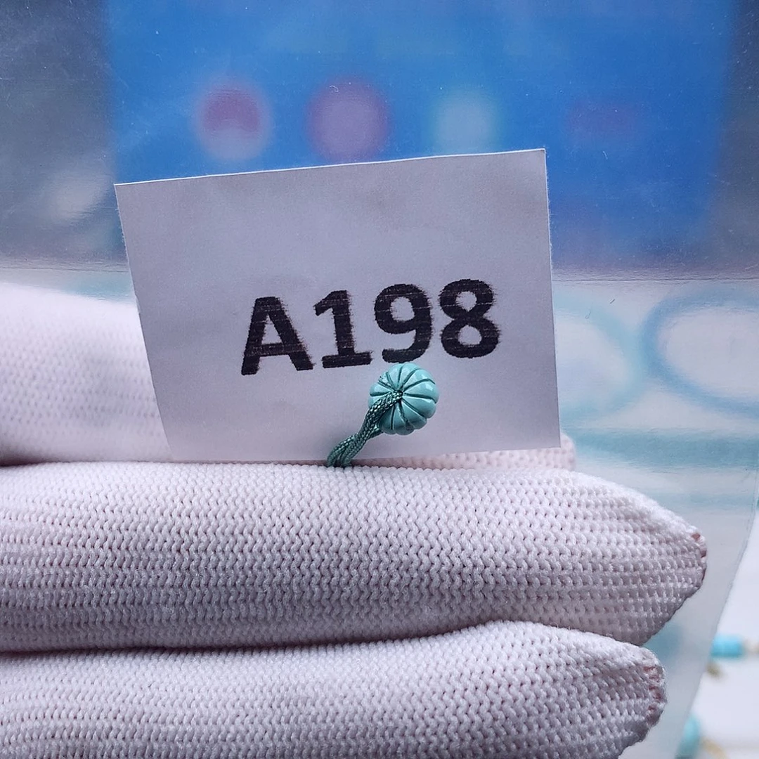 未镶嵌绿松石手串