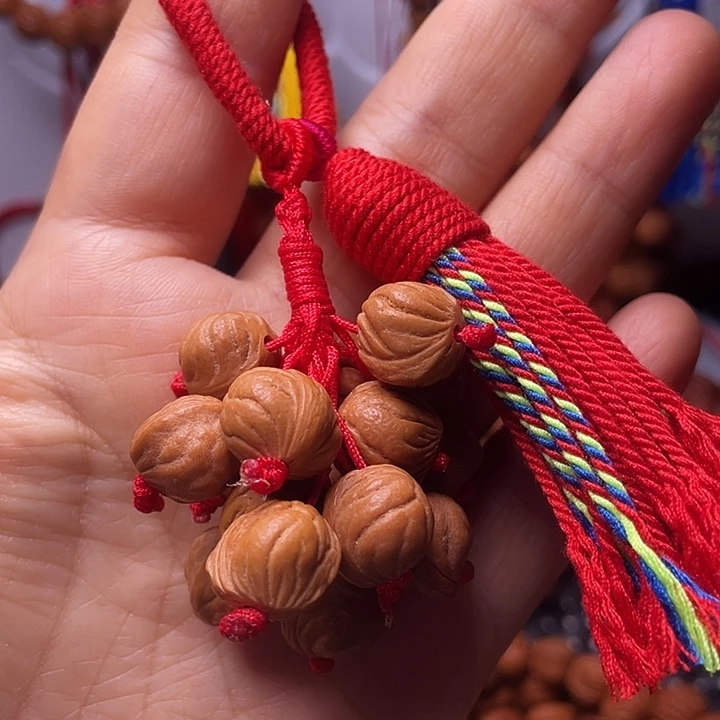 桃核吊坠龙纹桃枭