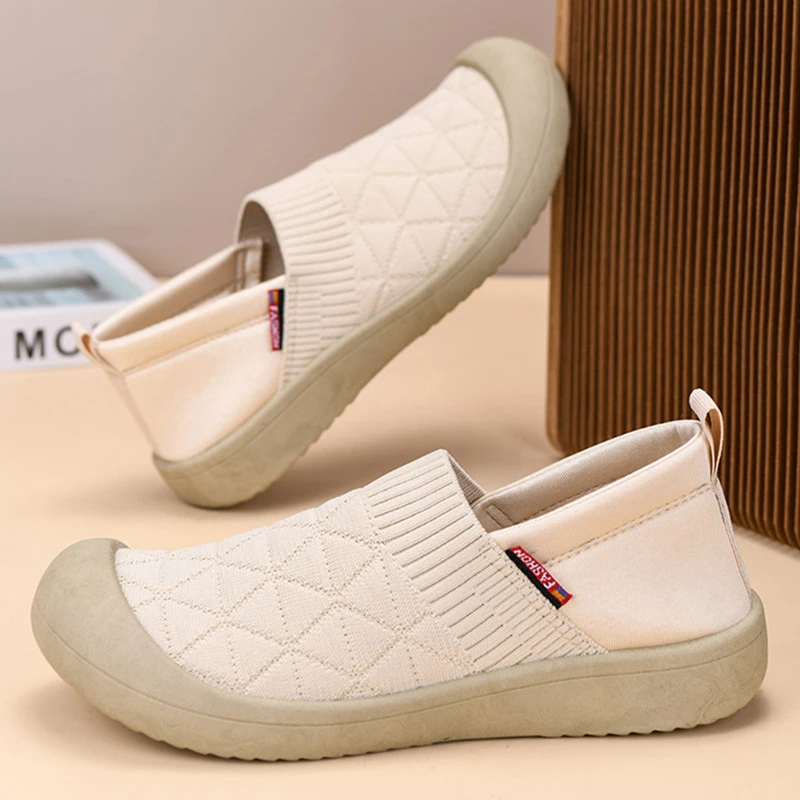 2025新款春夏女士单鞋一脚蹬百搭时尚平底妈妈鞋软底不累脚休闲鞋