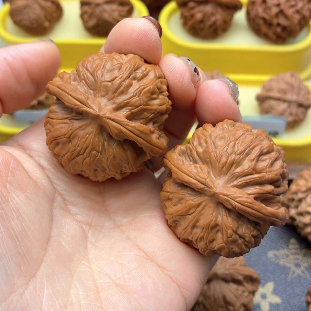 文玩核桃把件212号金麒麟