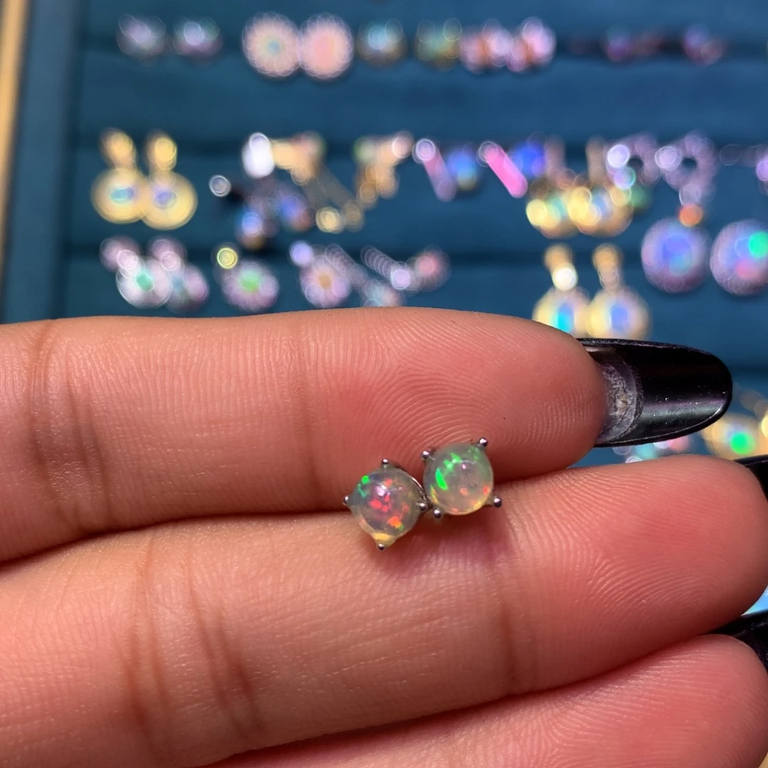 欧泊银S925镶嵌耳饰