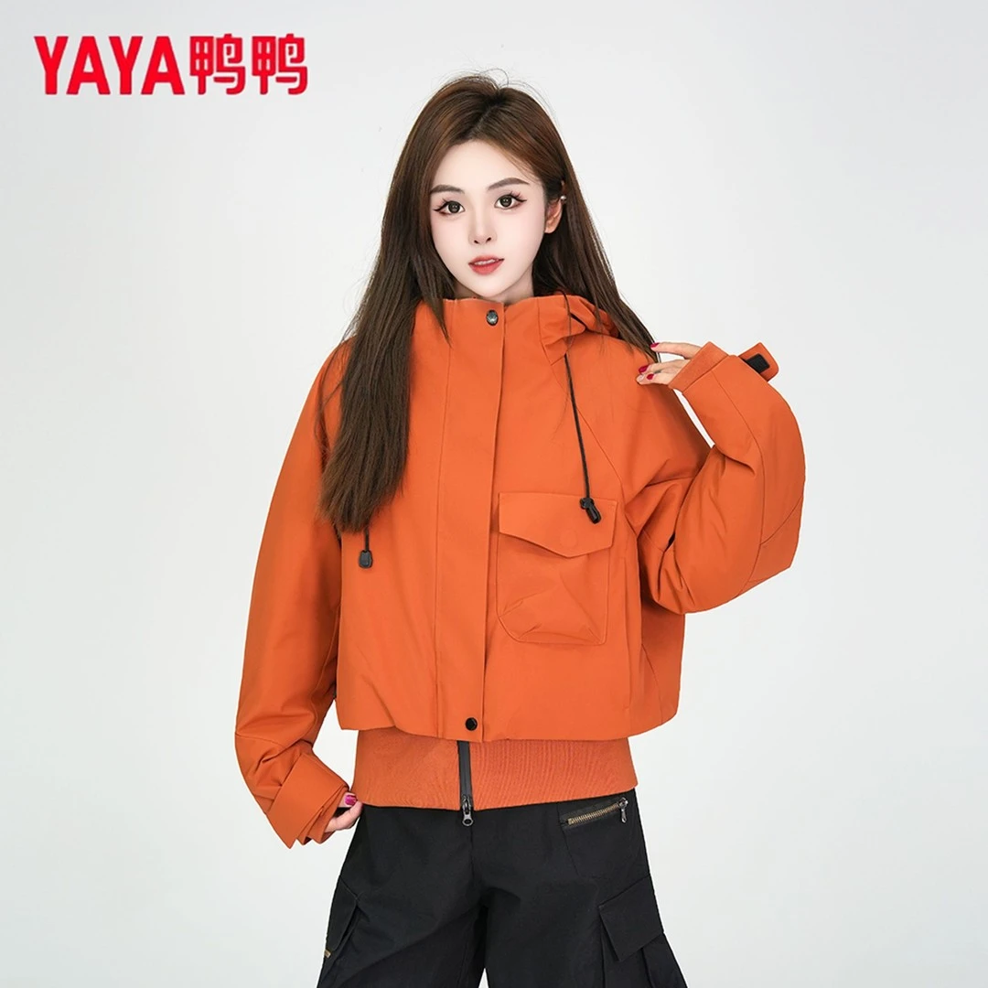 YAYA鸭鸭羽绒服2025年冬季新款宽松拼接螺纹休闲洋气出游服装女