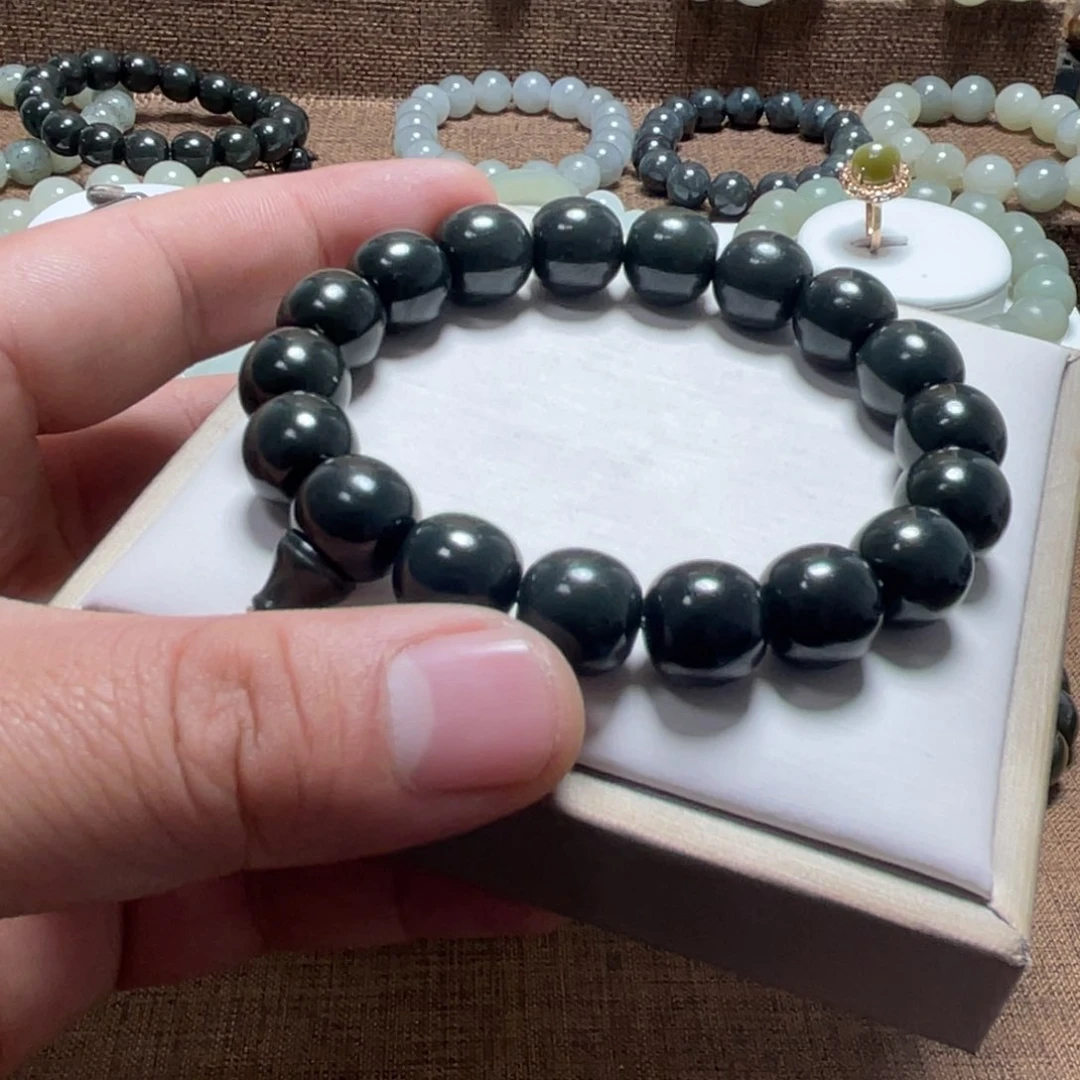 未镶嵌手链和田玉