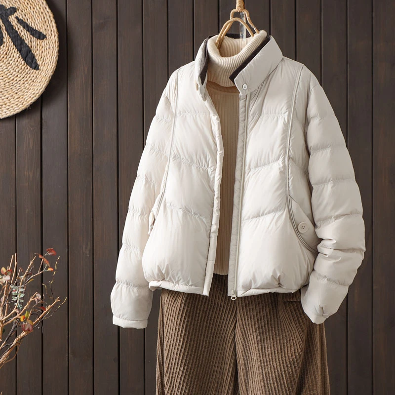 90白鸭绒2025冬季新款轻薄羽绒服女短款时尚百搭面包服保暖外套