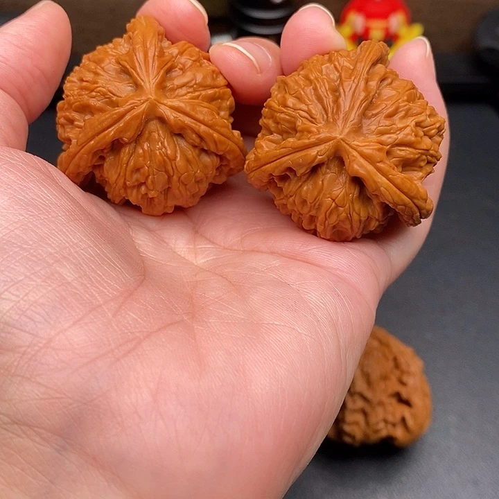 零***力文玩核桃把件白奔