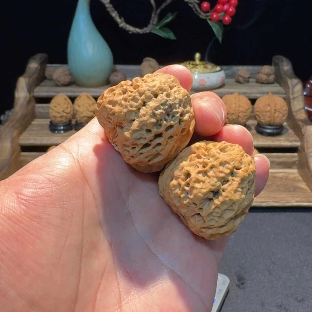 把件文玩核桃云南铁核桃23