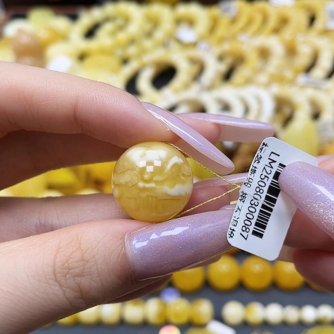 琥珀未镶嵌裸石圆珠17.5mm