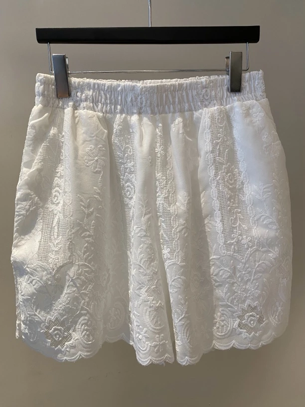 重工刺绣通勤白色短裤五分裤薄款高腰A字防走光