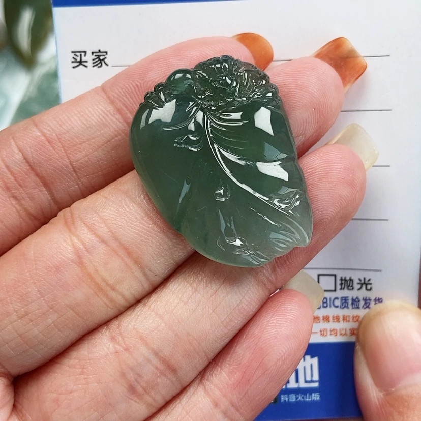 【闪购商品】翡翠颈饰未镶嵌一夜成龙