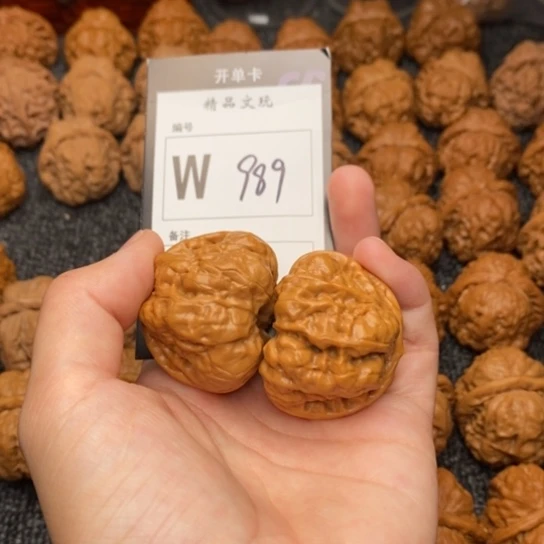 吊坠桃核阿*姆我是第一百40
