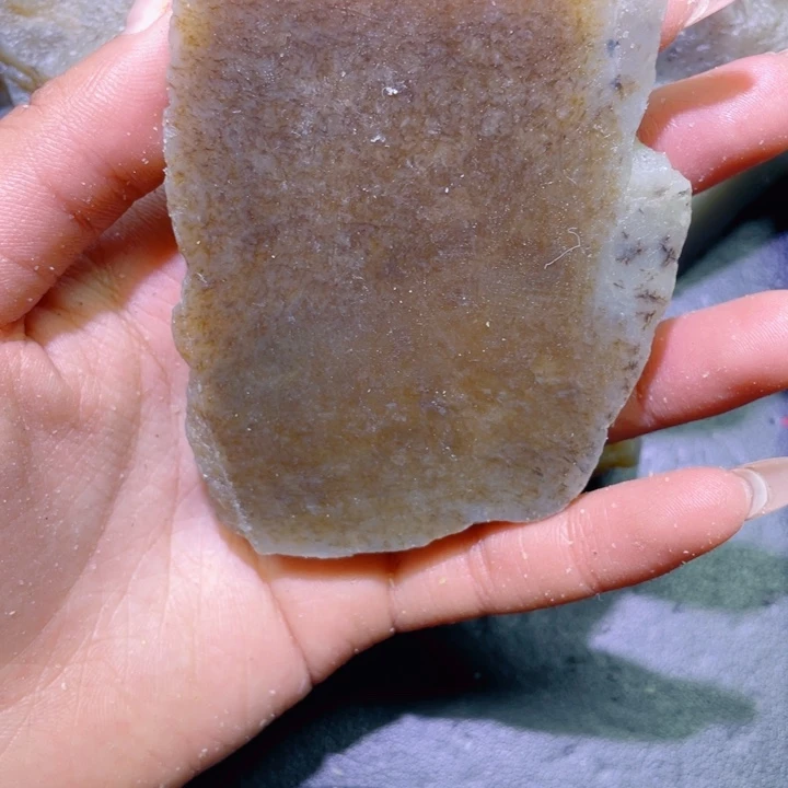 和田玉未镶嵌珠宝半成品