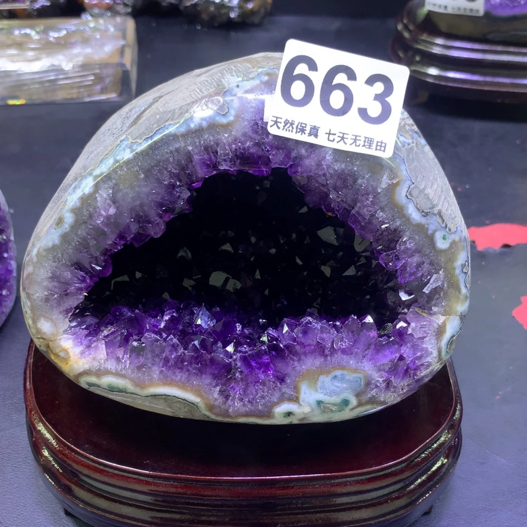 未镶嵌水晶大型摆件（非配饰）小**士