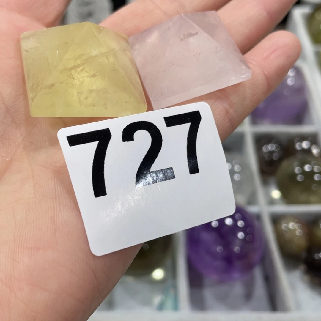 水晶珠宝半成品未镶嵌2个