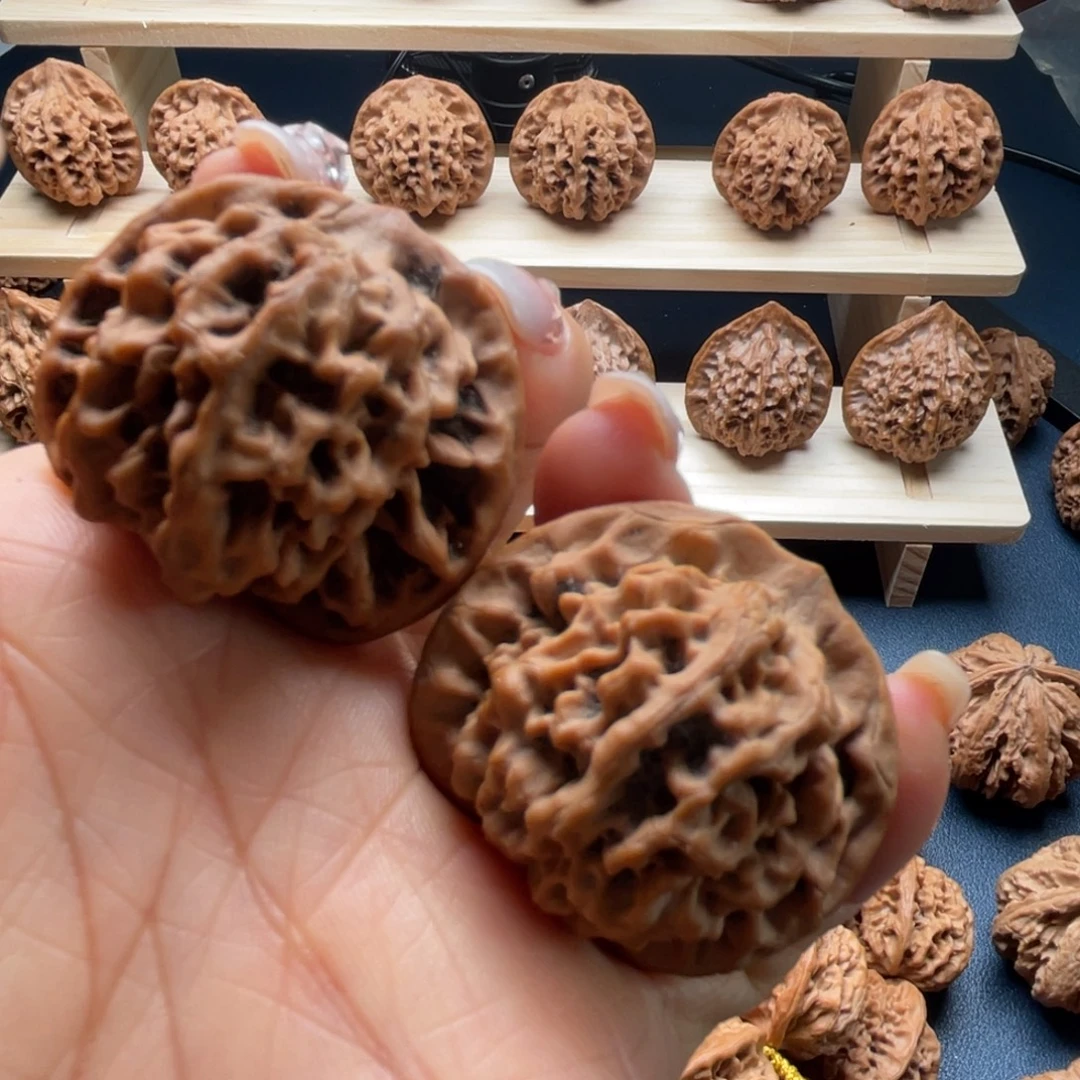 雷***子吊坠文玩核桃秦岭核桃