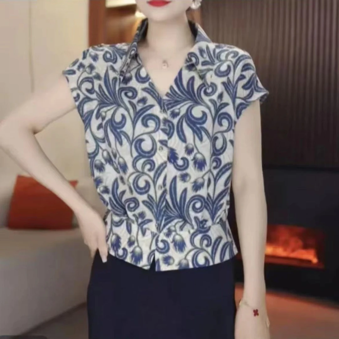 洋气短袖v领衬衫女夏季高级感气质减龄小衫宽松显瘦欧货印花上衣