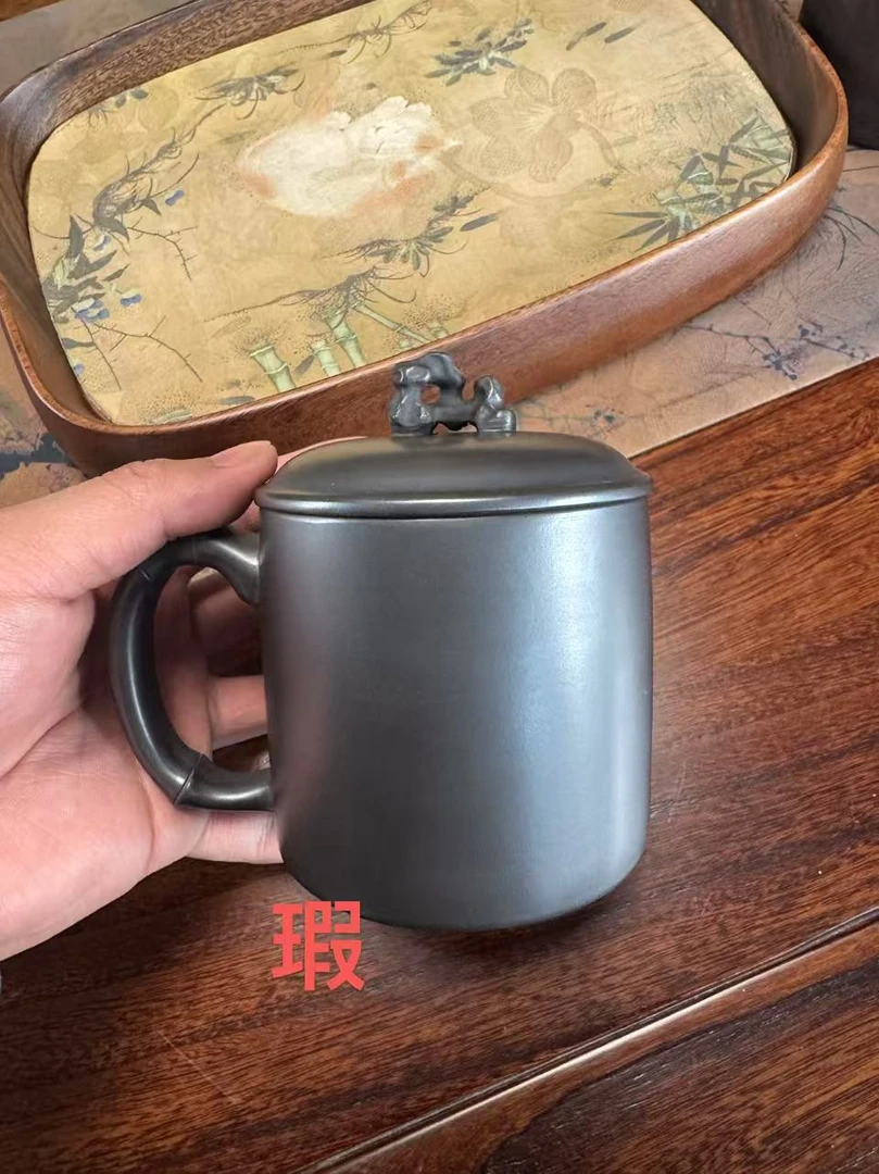 玄铁 光素 太湖石 盖杯 （微瑕）