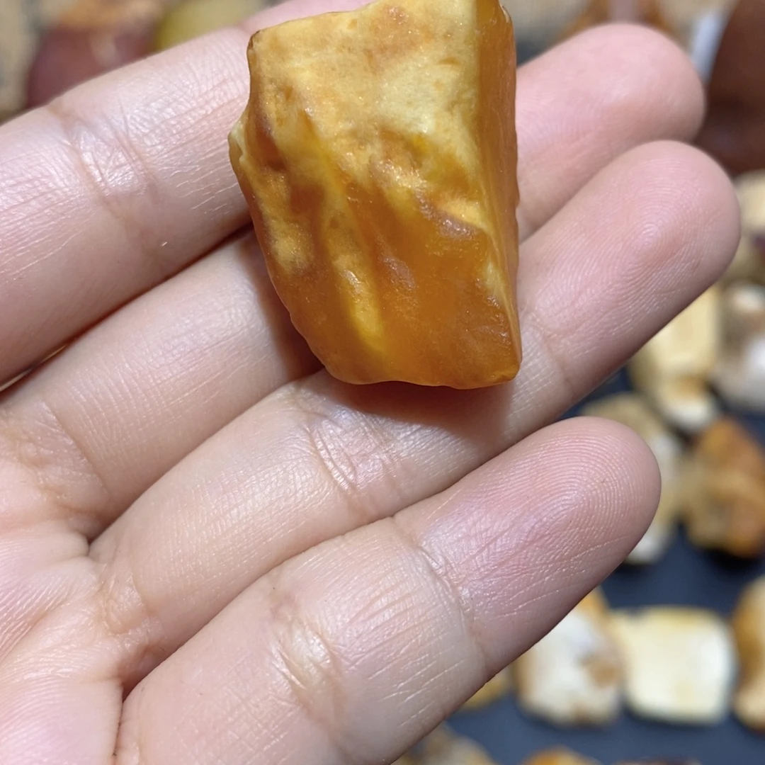 定制琥珀蜜蜡原石