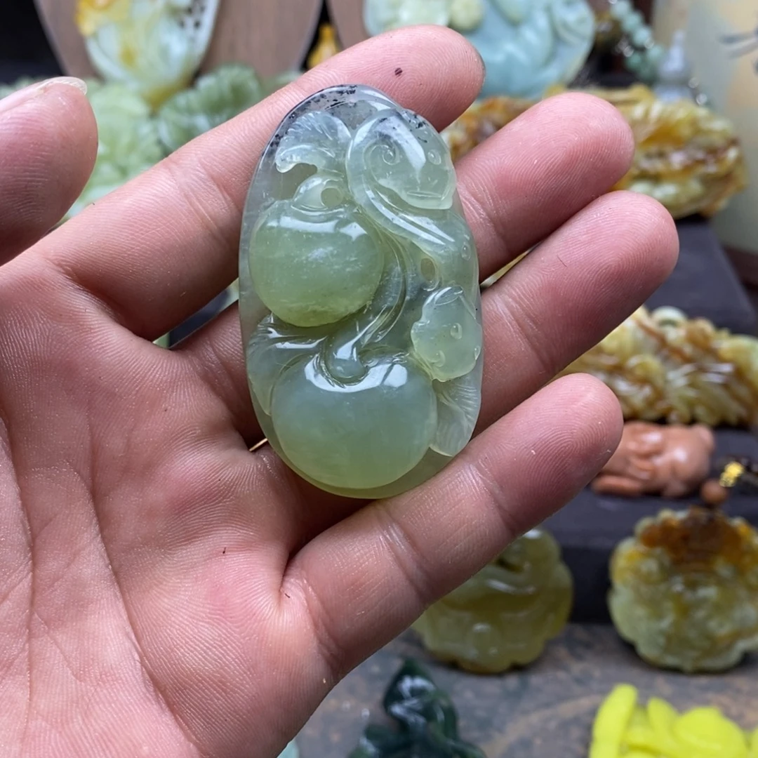 蛇纹石玉未镶嵌吊坠(赠链)