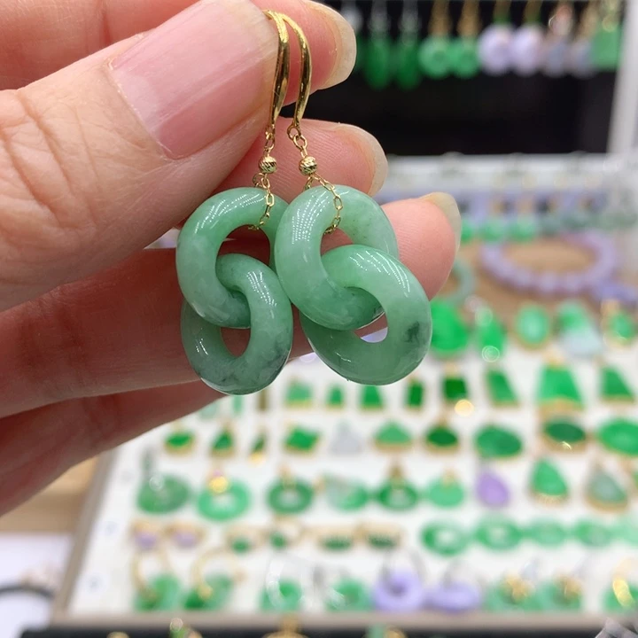 翡翠18K金镶嵌耳饰