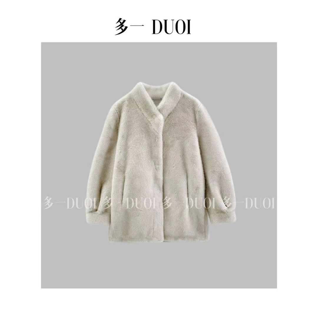 多一“奶油千层”2024冬季小V领中长款气质简约柔软毛毛外套