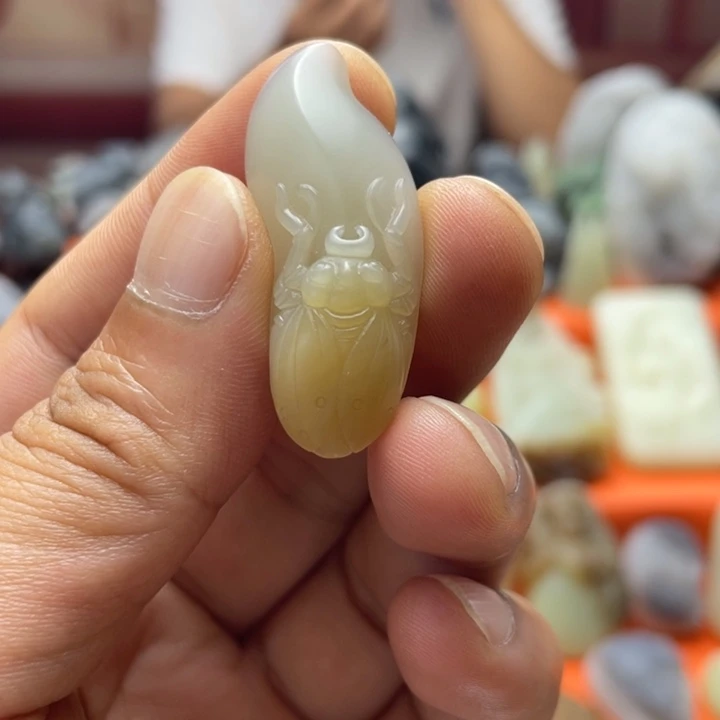 未镶嵌和田玉挂件