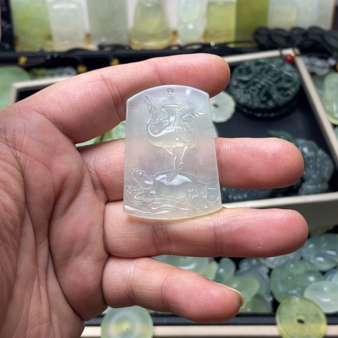 未镶嵌蛇纹石玉颈饰