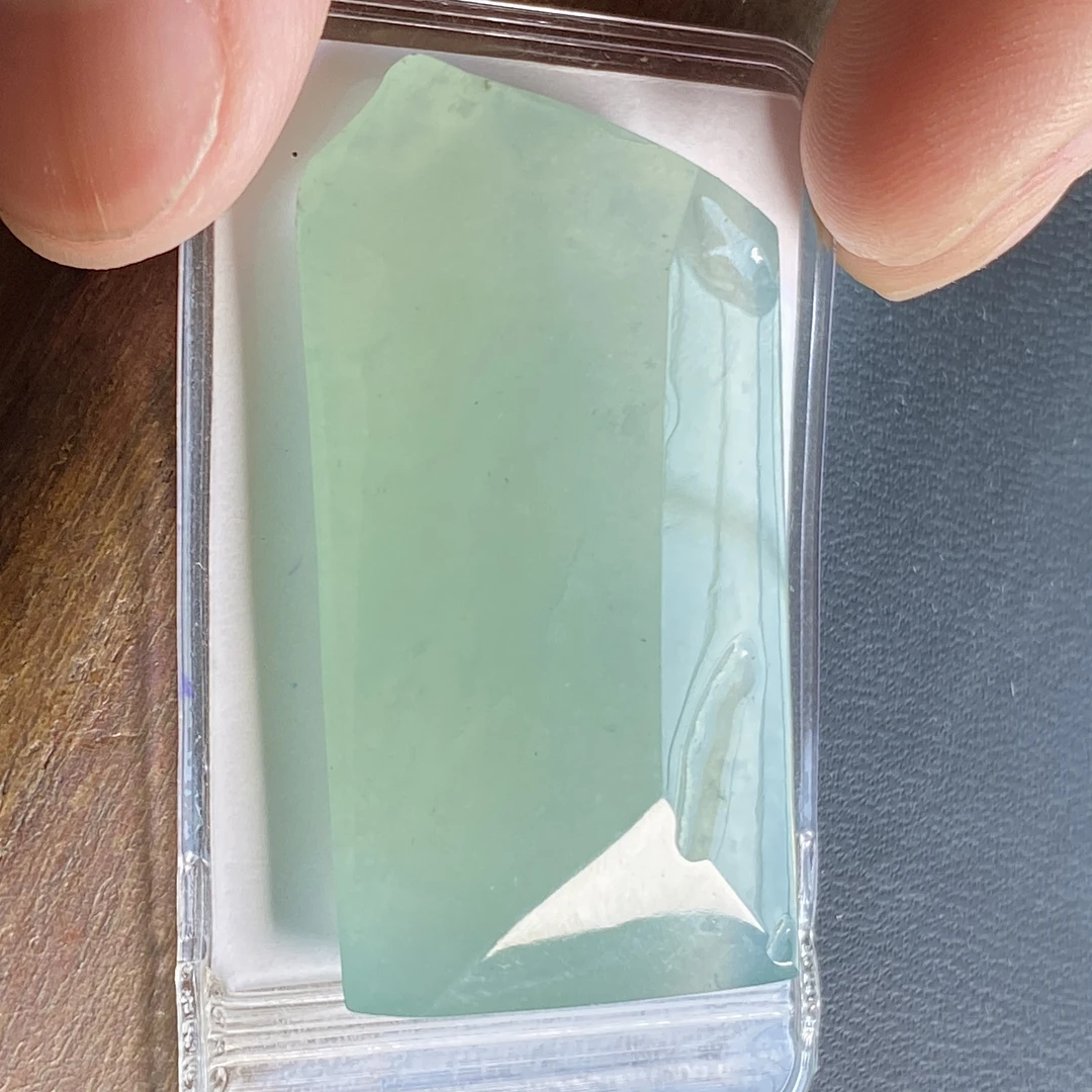 冰种翻胶甜绿色翡翠冰晴厚桩立体牌46-23-11mm