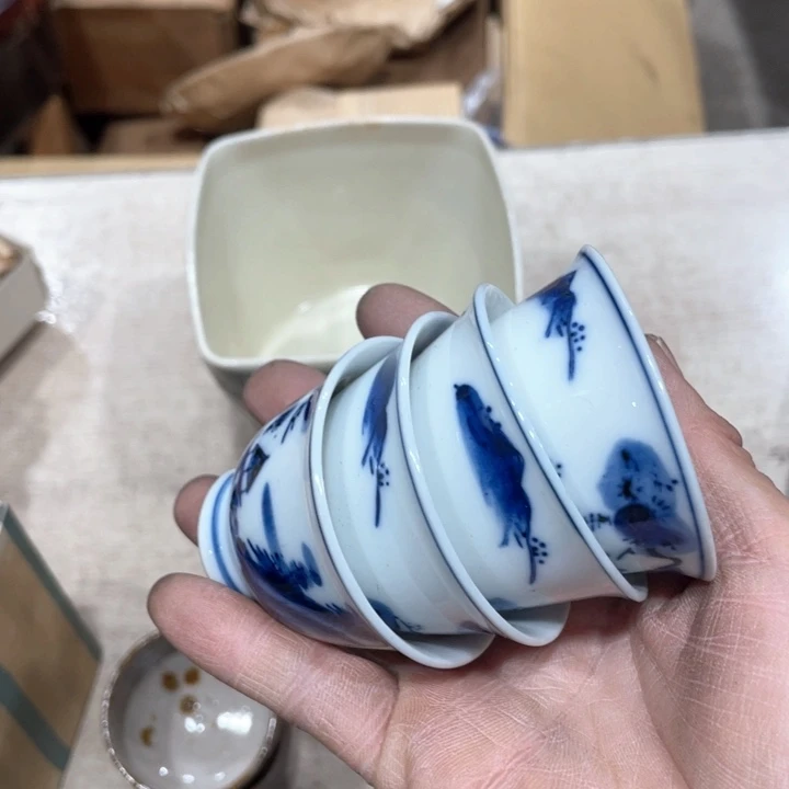 中*子新亿阁祝愿大家新年快乐