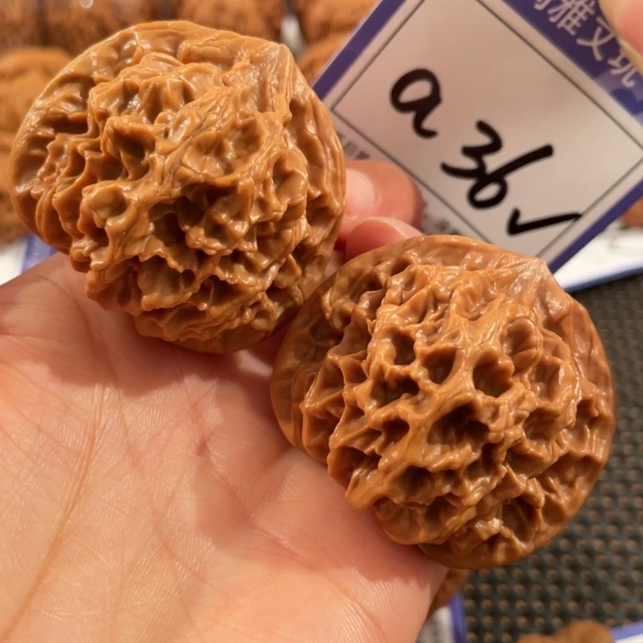 把件文玩核桃36号4.5帝王