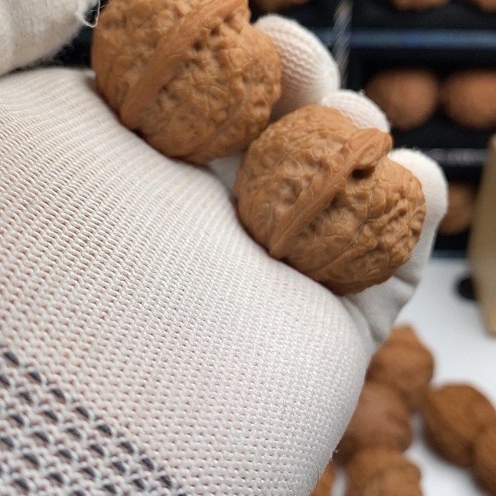 文玩核桃吊坠36全品原装血麒麟