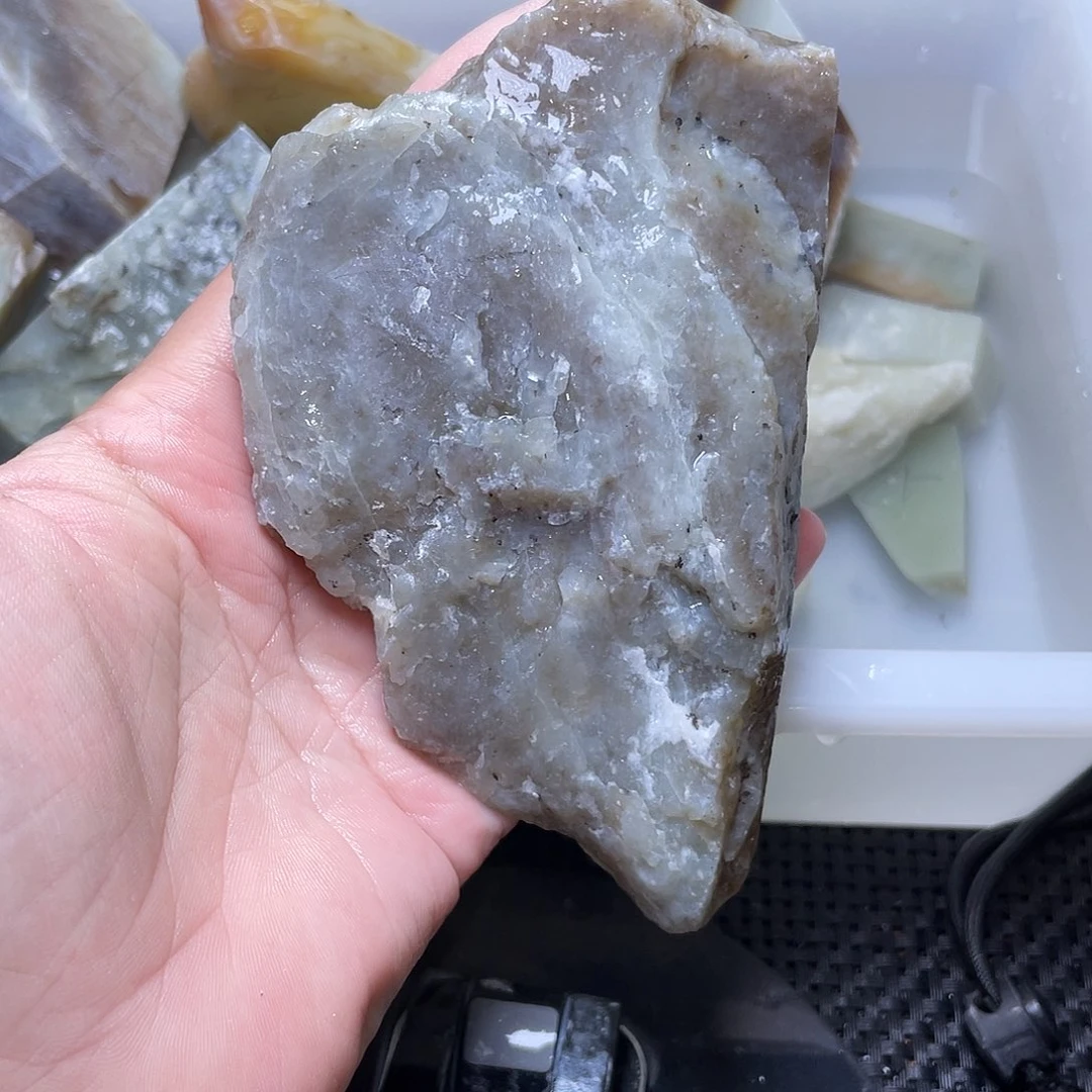 和田玉（糖玉）未镶嵌珠宝半成品