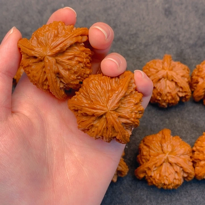 ^***^吊坠文玩核桃白奔