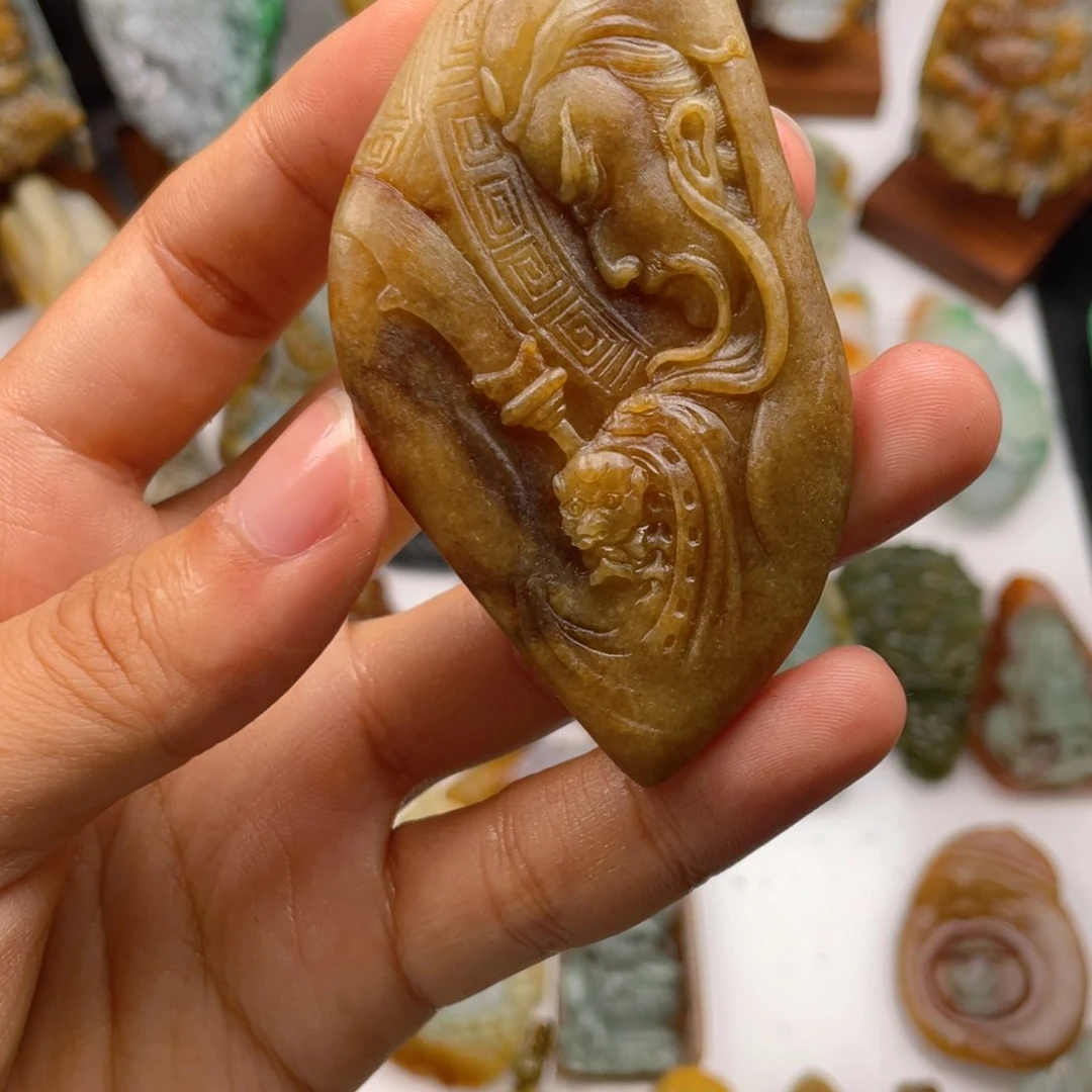 知***你定制翡翠未镶嵌翡翠