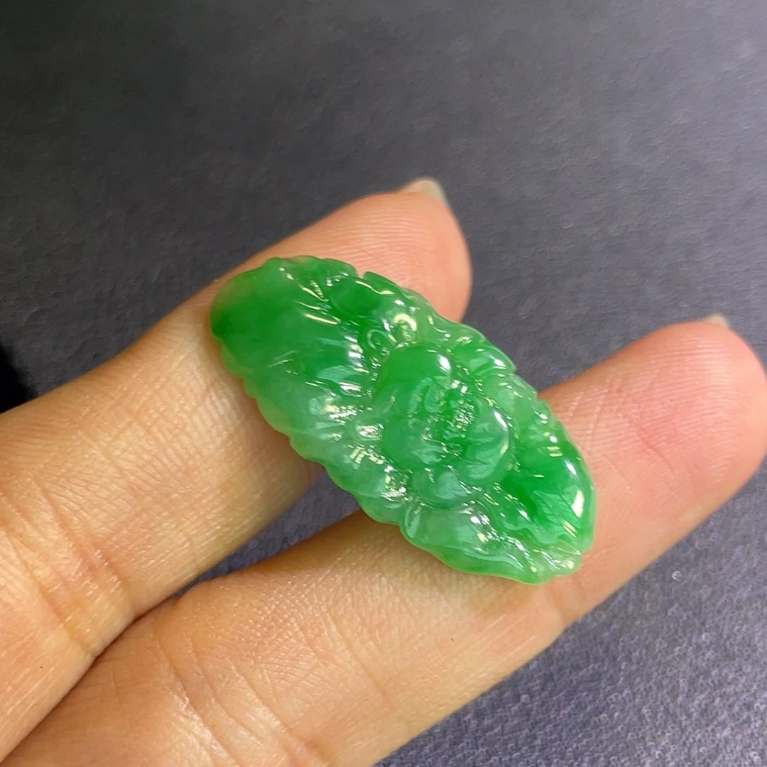 定制翡翠未镶嵌富贵花