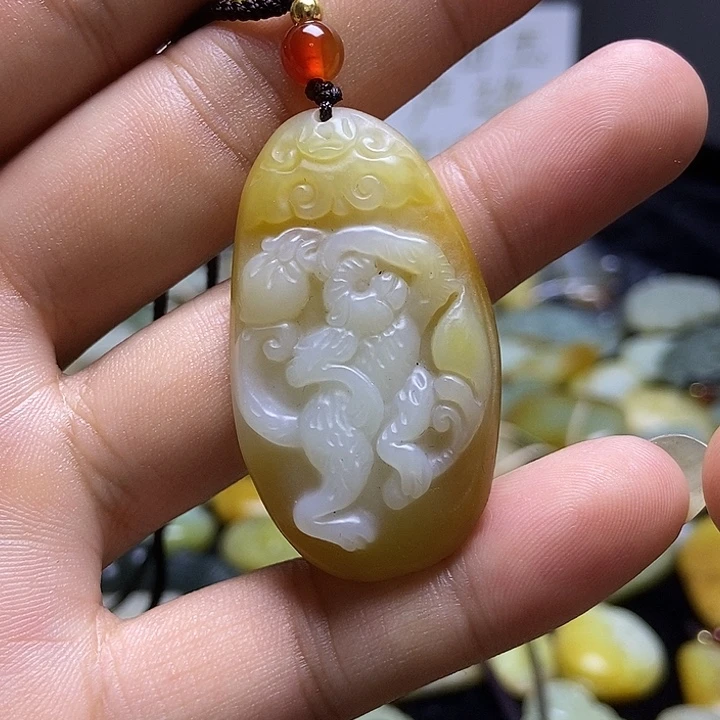 颈饰未镶嵌和田玉