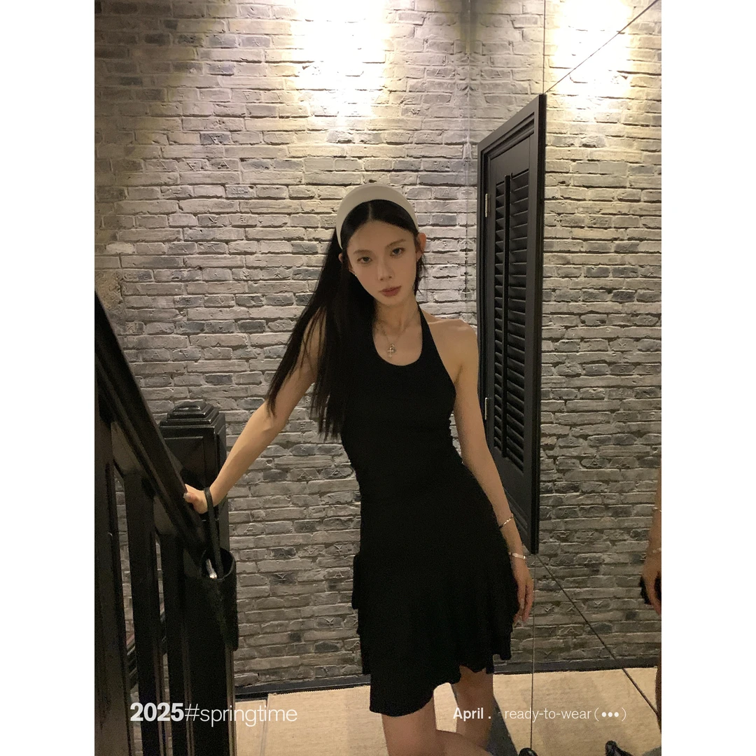 SUNONEONE 挂脖可调节抽褶连衣裙女夏季黑色法式收腰裙子H1034Q