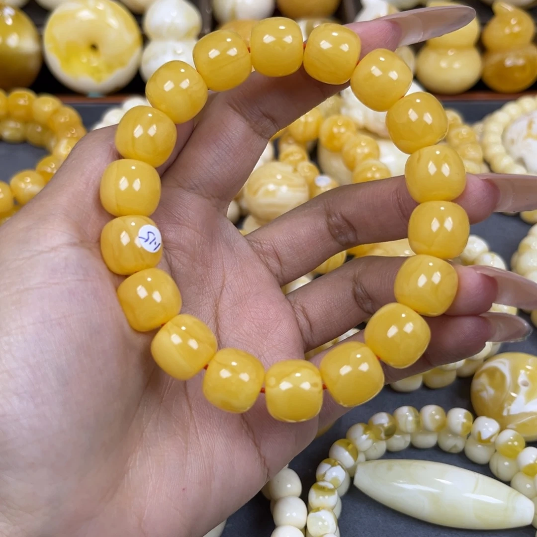 琥珀未镶嵌手串……