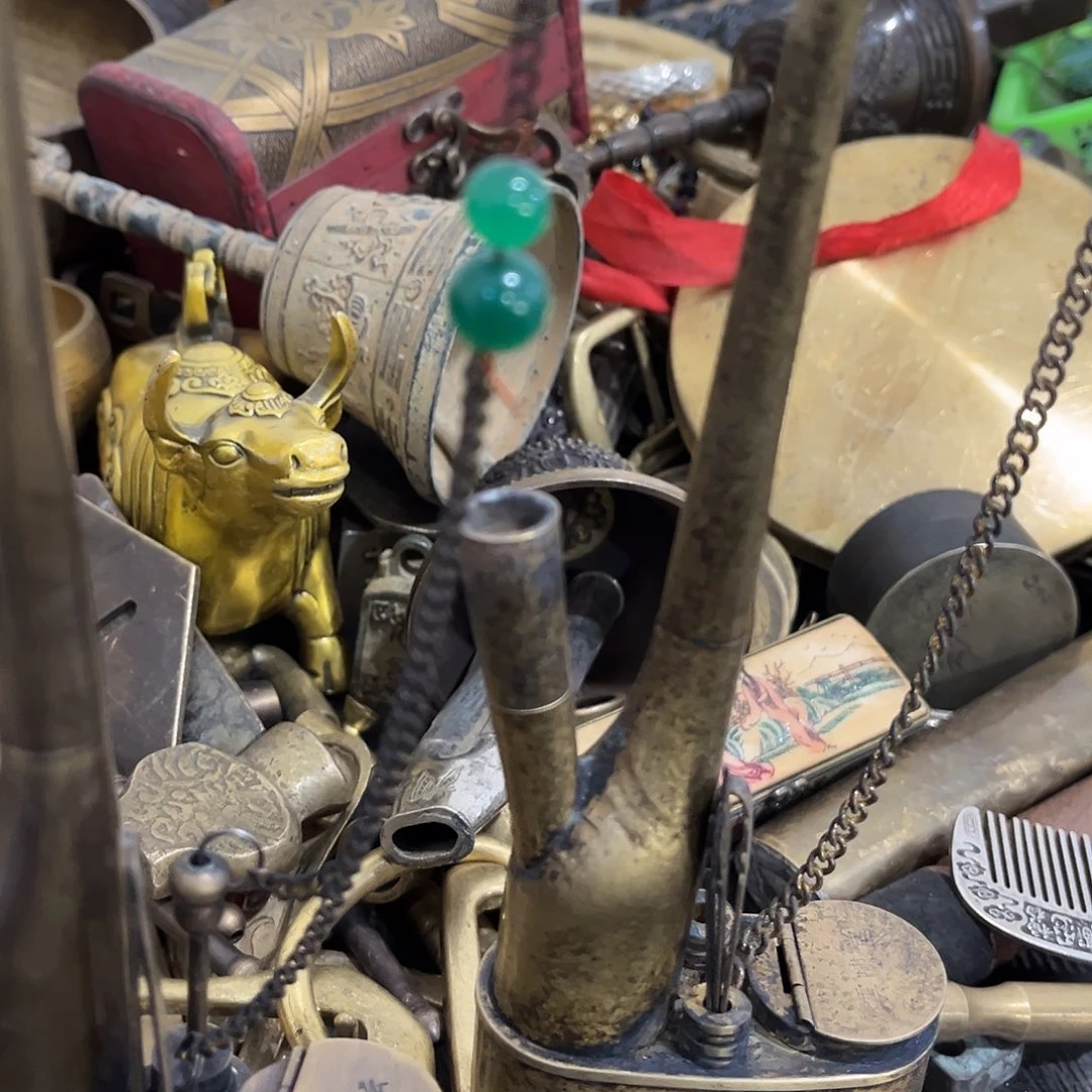 往***风闪电购铜摆件工艺品